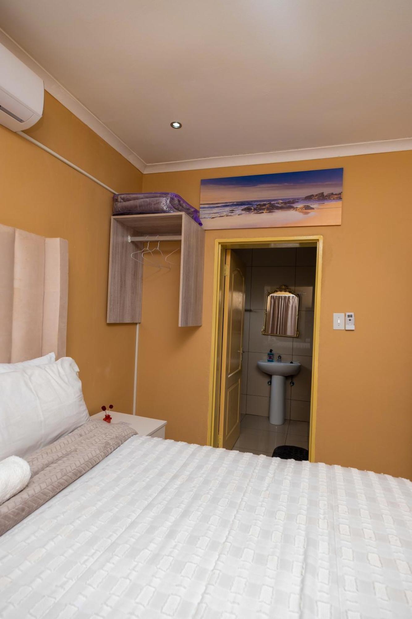 Woodmead Guest House Манзини Екстериор снимка