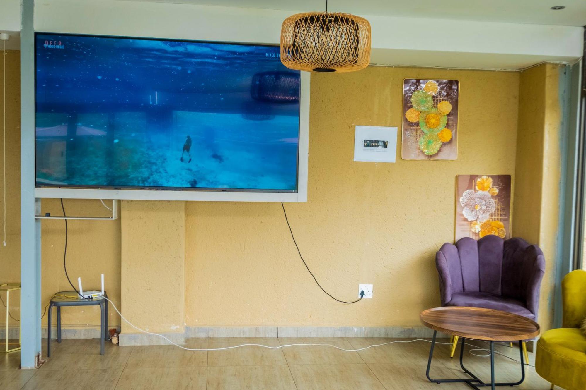 Woodmead Guest House Манзини Екстериор снимка